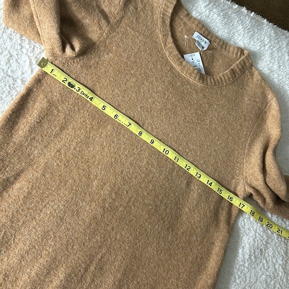 J Crew Sweater Dress in Extra Soft Yarn Camel Colored Dize M - Picture 8 of 9